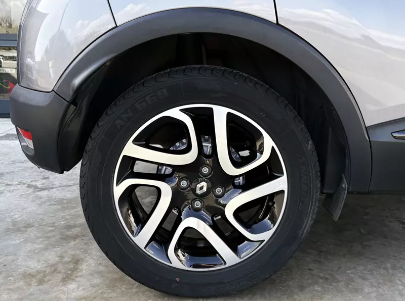 Renault Captur Zen Energy dCi Eco2 S&S 90cv 90 CV Manual